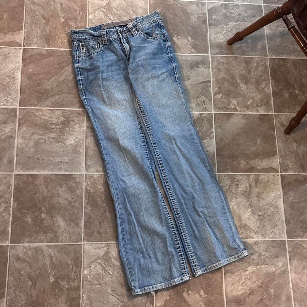 Vintage Unisex Y2K 2000s rock revival cowboy low rise bootcut jeans, size 28x34!
